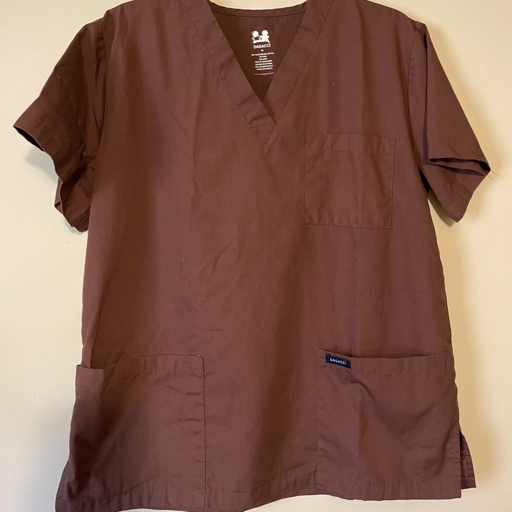 2 Brown Dagacci Scrub Tops (size Medium)